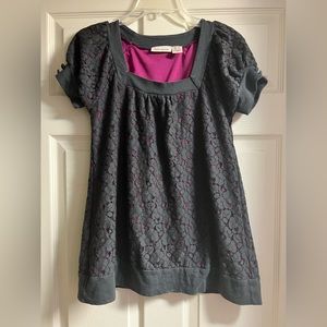 Short sleeve grey lace over fuchsia pink DKNY loose top